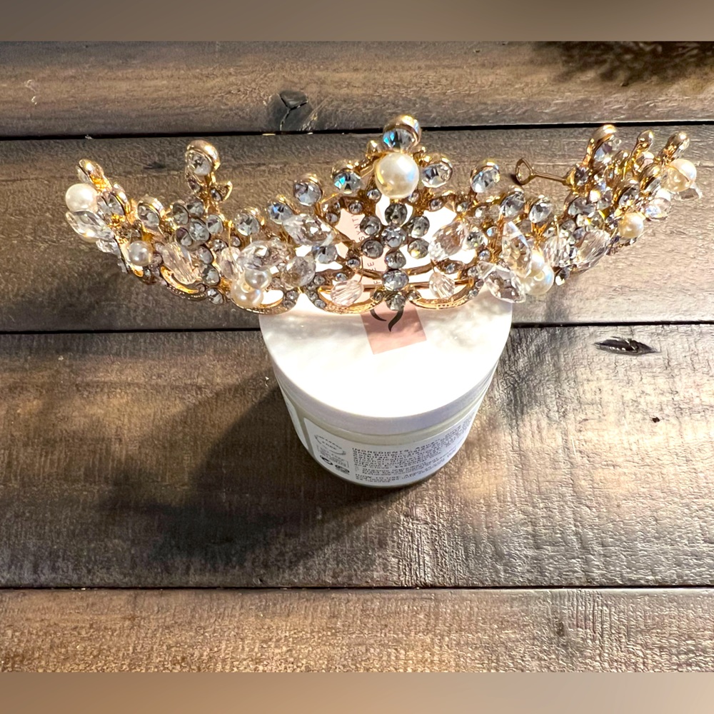 Crown - from Etsy. Never used